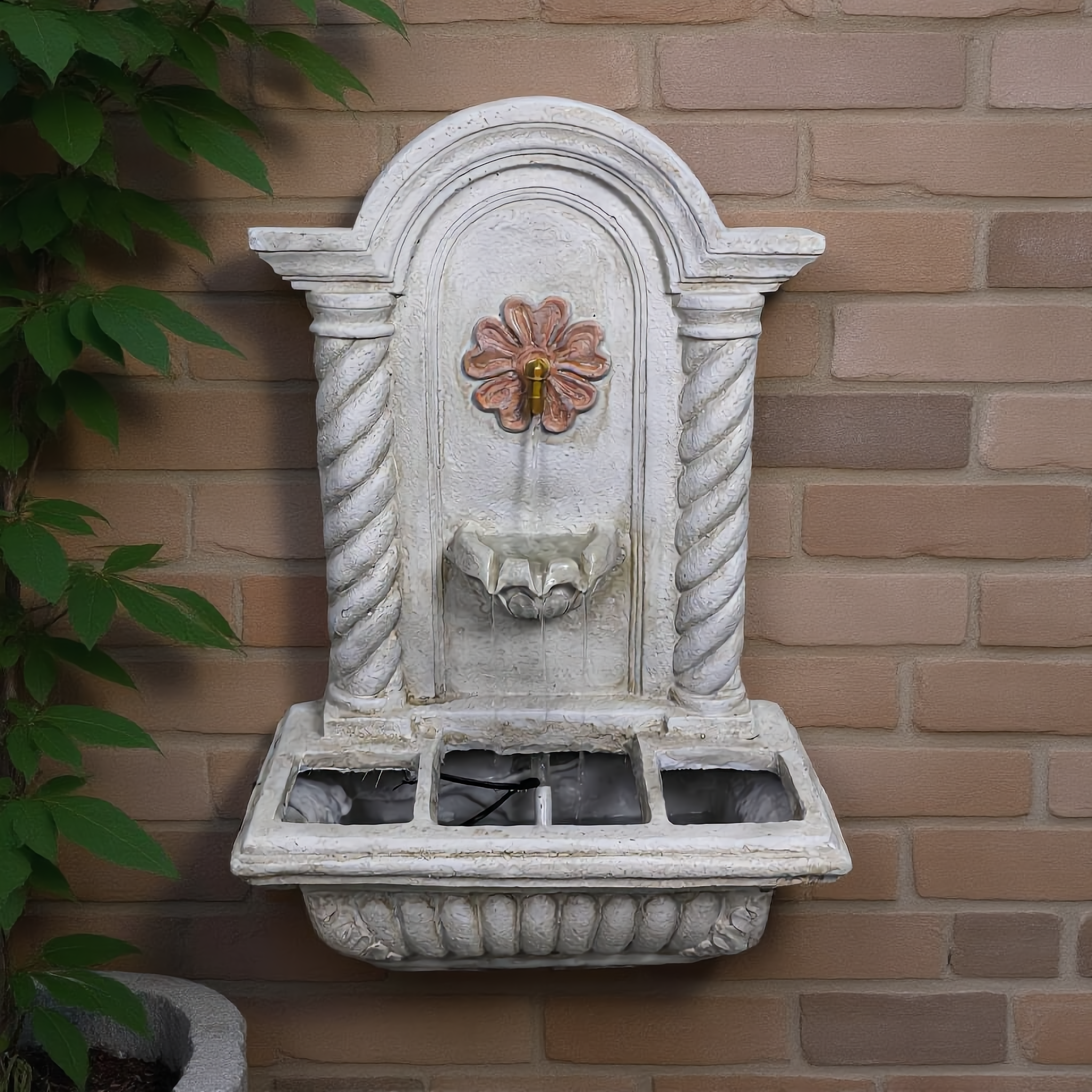 Classic Wall-Mounted Water Fountain – Outdoor Garden Wall Feature-24522